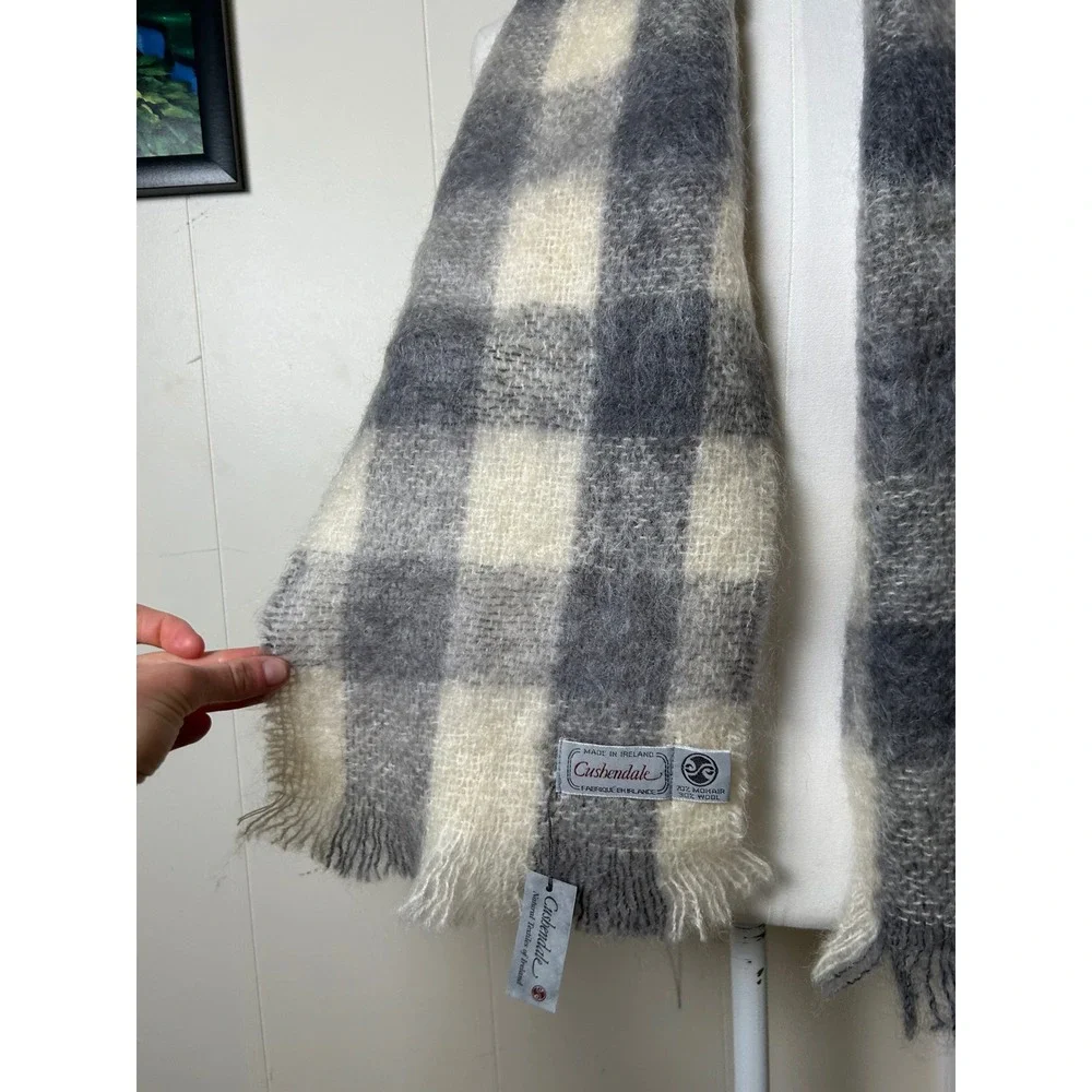 Cushendale Ireland Mohair Wool Blend Scarf Grey Cream Buffalo Check‎ Plaid NWT